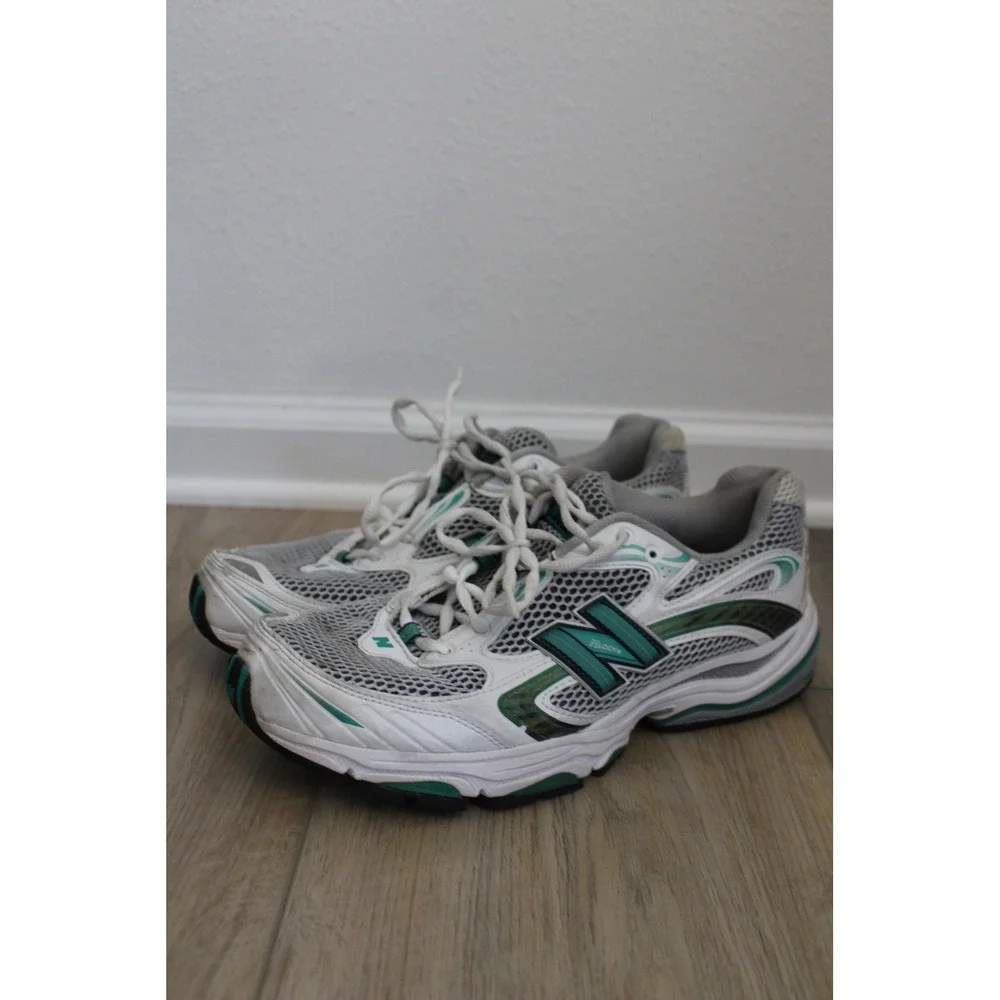 New Balance 1062 Women's Y2K Running Shoes White‎ Teal Silver W1062WG Size 11